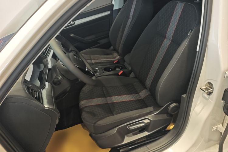 Used Volkswagen Lamando 2021 230TSI DSG Fashion Edition Left Front Seat