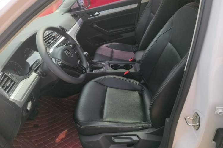 Used Volkswagen Lamando 2021 230TSI DSG Fashion Edition Left Front Seat