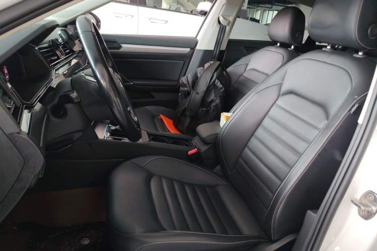 Used Volkswagen Lamando 2021 280TSI DSG Comfort Edition Left Front Seat