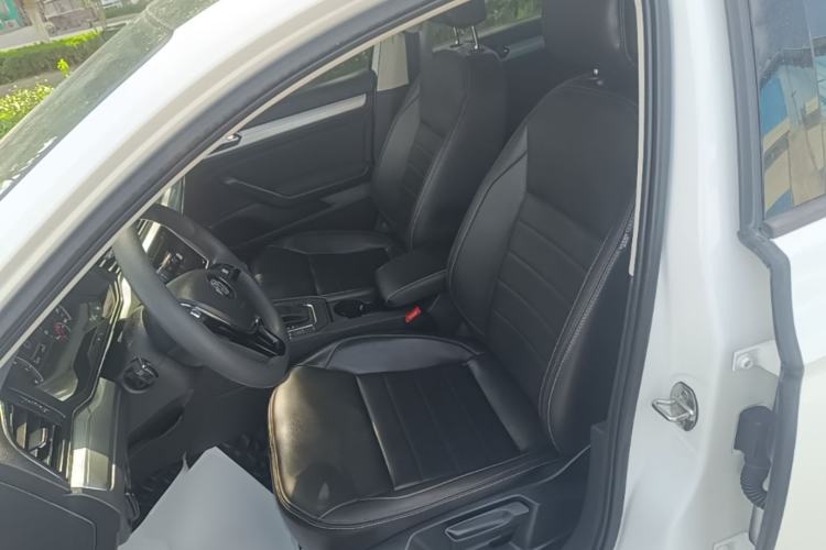 Used Volkswagen Lamando 2021 230TSI DSG Fashion Edition Left Front Seat