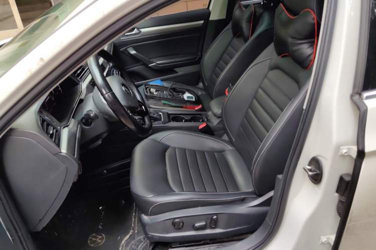 Used Volkswagen Lamando 2021 280TSI DSG Comfort Edition Left Front Seat
