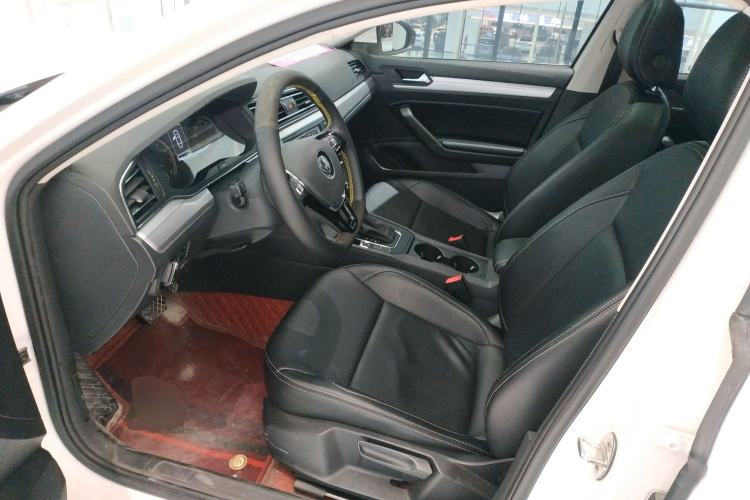 Used Volkswagen Lamando 2021 230TSI DSG Fashion Edition Left Front Seat