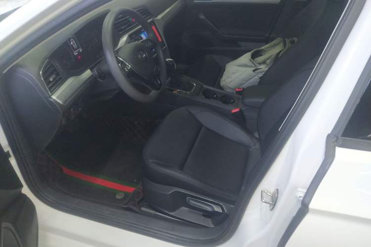 Used Volkswagen Lamando 2021 230TSI DSG Fashion Edition Left Front Seat