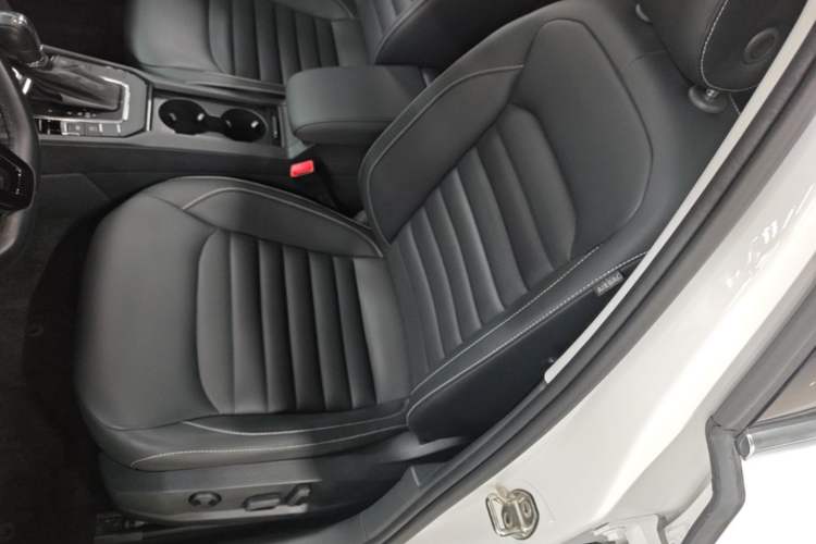 Used Volkswagen Lamando 2021 280TSI DSG Comfort Edition Left Front Seat
