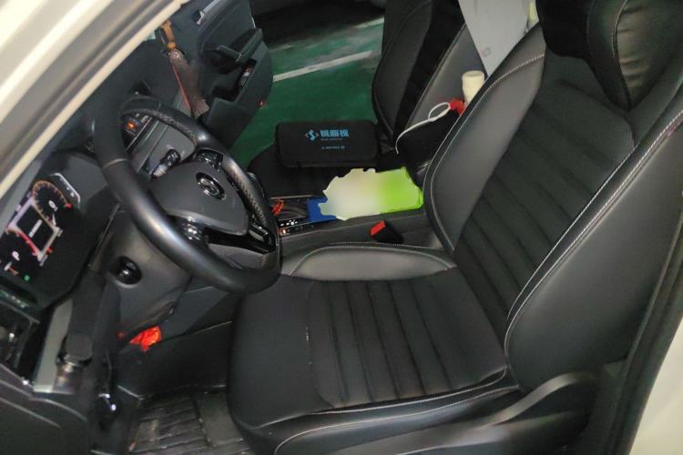 Used Volkswagen Lamando 2021 280TSI DSG Comfort Edition Left Front Seat