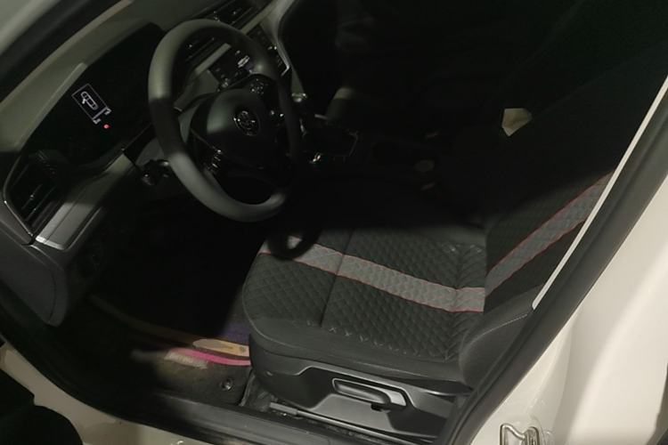 Used Volkswagen Lamando 2021 230TSI DSG Fashion Edition Left Front Seat