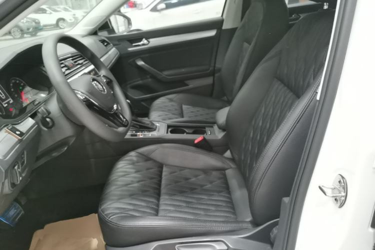 Used Volkswagen Lamando 2021 230TSI DSG Fashion Edition Left Front Seat