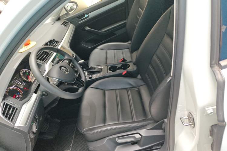 Used Volkswagen Lamando 2021 230TSI DSG Fashion Edition Left Front Seat