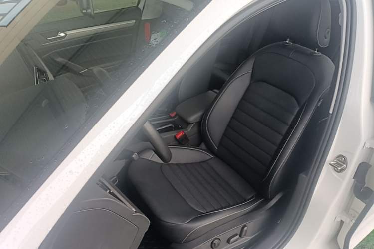Used Volkswagen Lamando 2021 Revised Version 280TSI DSG Comfort Edition Left Front Seat