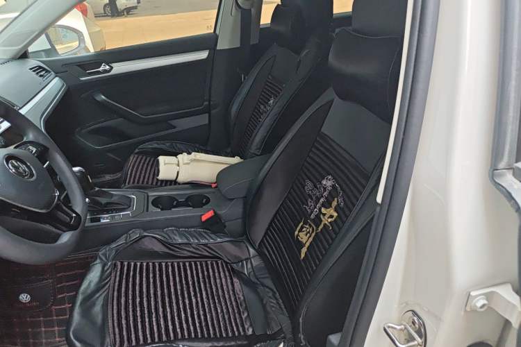 Used Volkswagen Lamando 2021 230TSI DSG Fashion Edition Left Front Seat