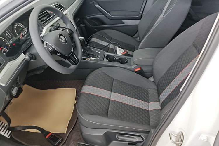 Used Volkswagen Lamando 2021 230TSI DSG Fashion Edition Left Front Seat