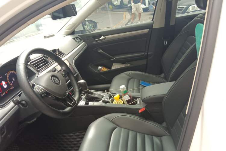 Used Volkswagen Lamando 2021 280TSI DSG Comfort Edition Left Front Seat