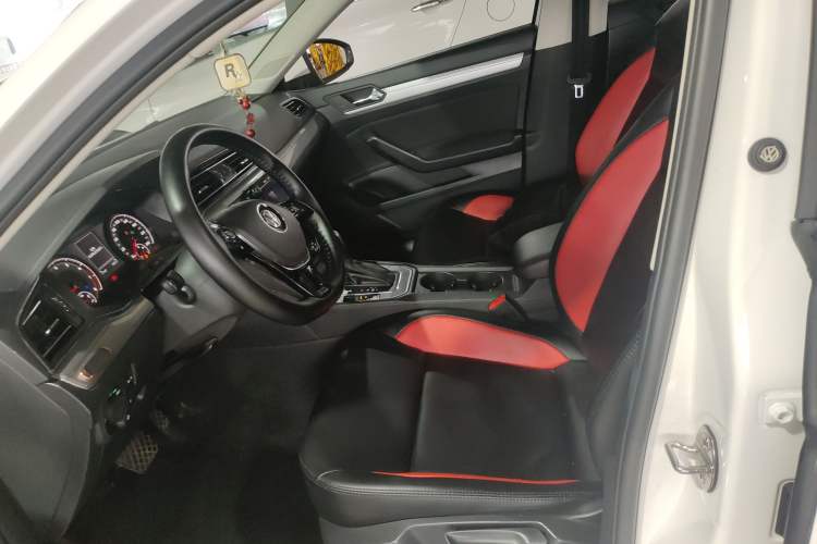 Used Volkswagen Lamando 2021 230TSI DSG Fashion Edition Left Front Seat