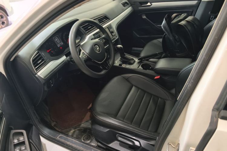 Used Volkswagen Lamando 2021 230TSI DSG Fashion Edition Left Front Seat
