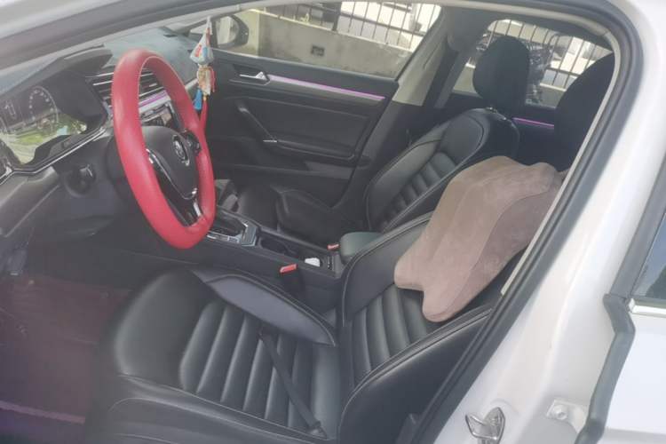Used Volkswagen Lamando 2021 280TSI DSG Comfort Edition Left Front Seat