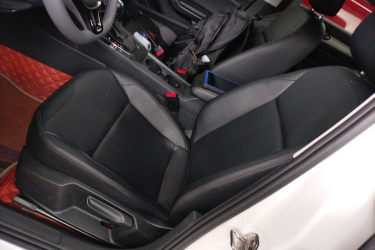 Used Volkswagen Lamando 2021 230TSI DSG Fashion Edition Left Front Seat