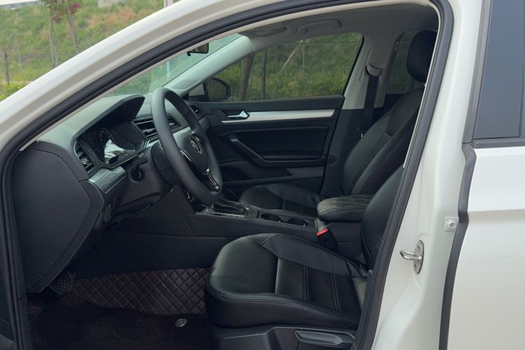 Used Volkswagen Lamando 2021 230TSI DSG Fashion Edition Left Front Seat