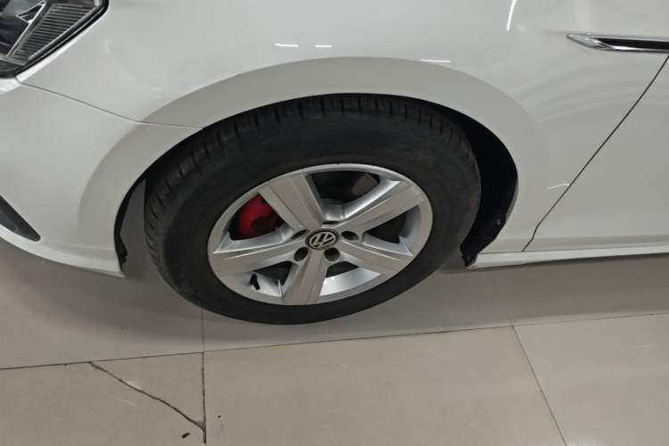 Used Volkswagen Lamando 2021 230TSI DSG Fashion Edition Left Front Wheel Hub