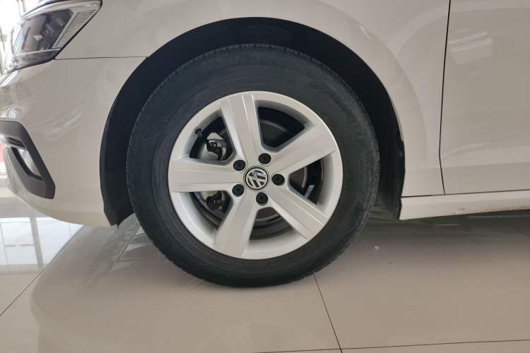 Used Volkswagen Lamando 2021 230TSI DSG Fashion Edition Left Front Wheel Hub