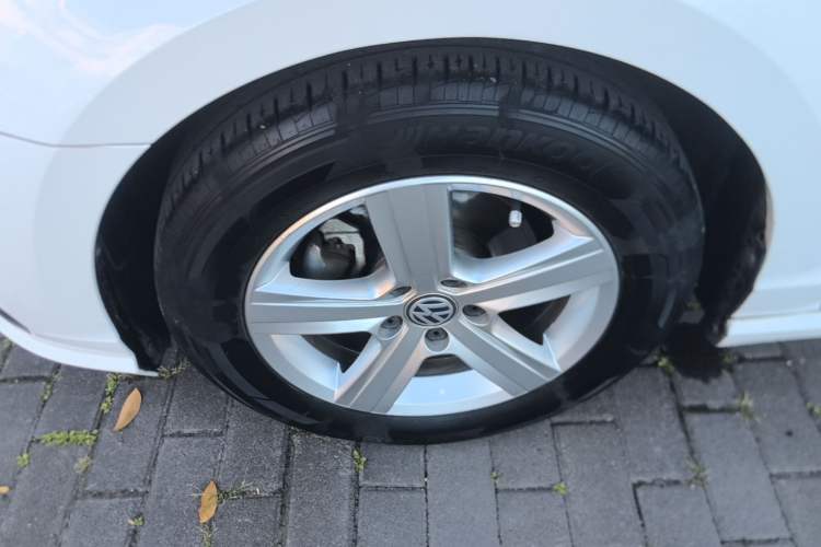 Used Volkswagen Lamando 2021 230TSI DSG Fashion Edition Left Front Wheel Hub
