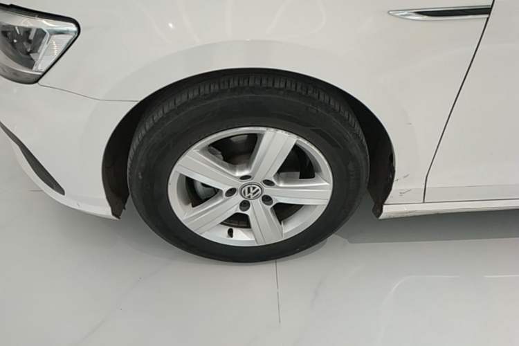 Used Volkswagen Lamando 2021 230TSI DSG Fashion Edition Left Front Wheel Hub