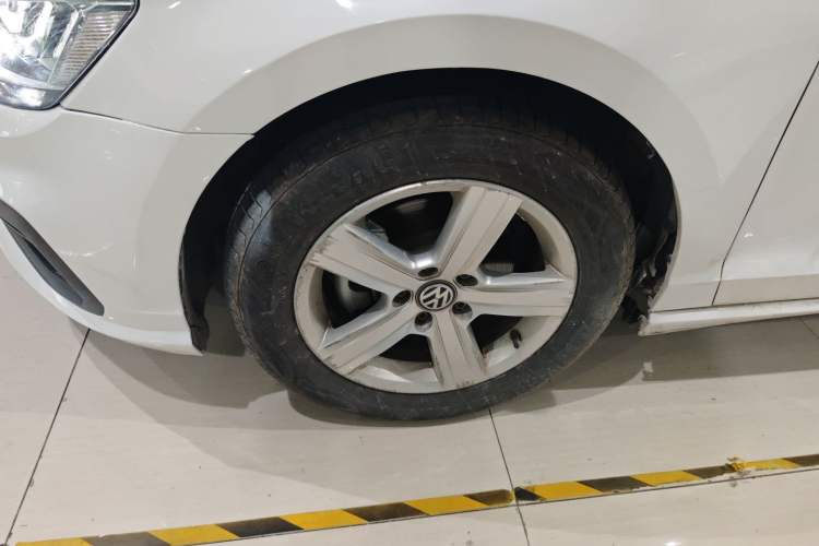 Used Volkswagen Lamando 2021 230TSI DSG Fashion Edition Left Front Wheel Hub