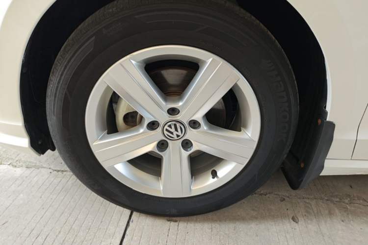 Used Volkswagen Lamando 2021 230TSI DSG Fashion Edition Left Front Wheel Hub