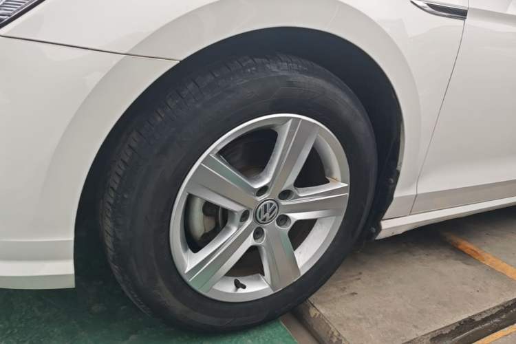 Used Volkswagen Lamando 2021 230TSI DSG Fashion Edition Left Front Wheel Hub