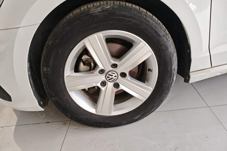 Used Volkswagen Lamando 2021 230TSI DSG Fashion Edition Left Front Wheel Hub