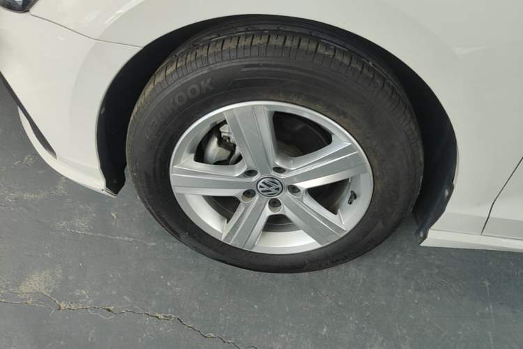 Used Volkswagen Lamando 2021 230TSI DSG Fashion Edition Left Front Wheel Hub