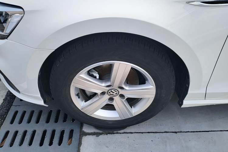 Used Volkswagen Lamando 2021 230TSI DSG Fashion Edition Left Front Wheel Hub