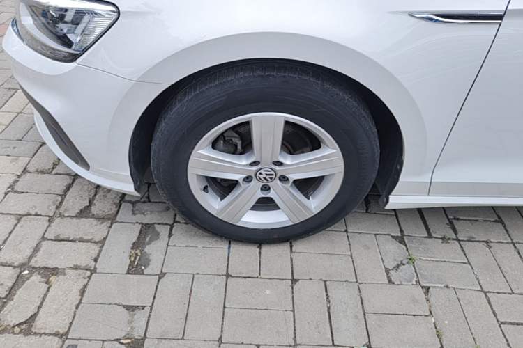 Used Volkswagen Lamando 2021 230TSI DSG Fashion Edition Left Front Wheel Hub