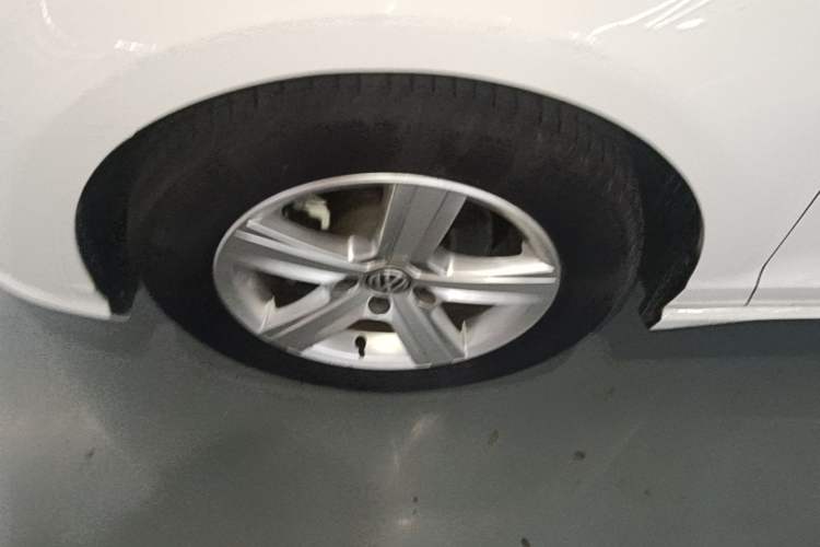 Used Volkswagen Lamando 2021 230TSI DSG Fashion Edition Left Front Wheel Hub