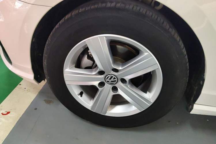 Used Volkswagen Lamando 2021 230TSI DSG Fashion Edition Left Front Wheel Hub