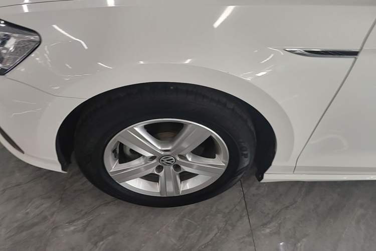 Used Volkswagen Lamando 2021 230TSI DSG Fashion Edition Left Front Wheel Hub