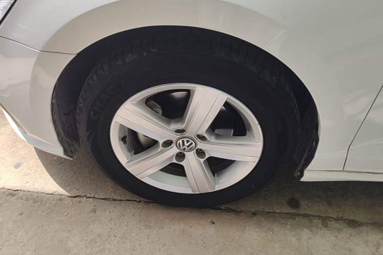 Used Volkswagen Lamando 2021 230TSI DSG Fashion Edition Left Front Wheel Hub