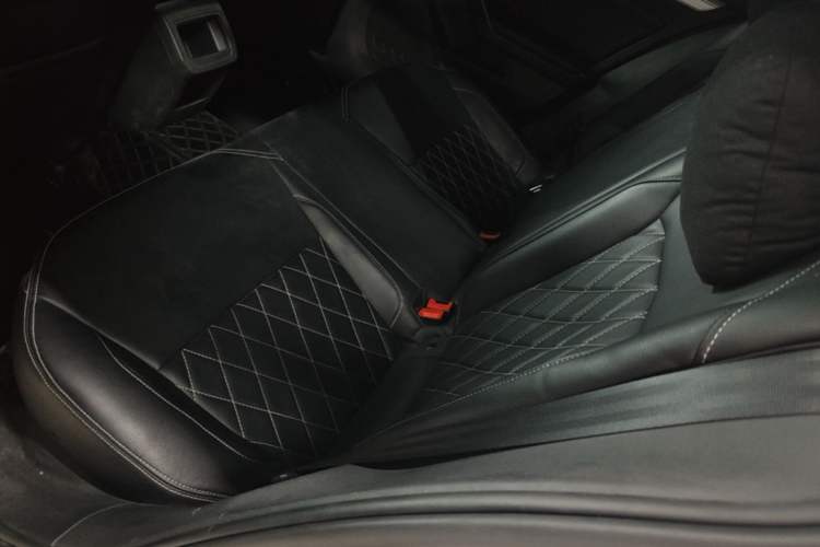Used Volkswagen Lamando 2021 230TSI DSG Fashion Edition Left Rear Seat