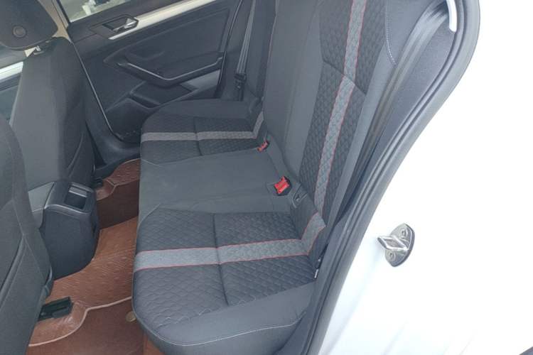 Used Volkswagen Lamando 2021 230TSI DSG Fashion Edition Left Rear Seat