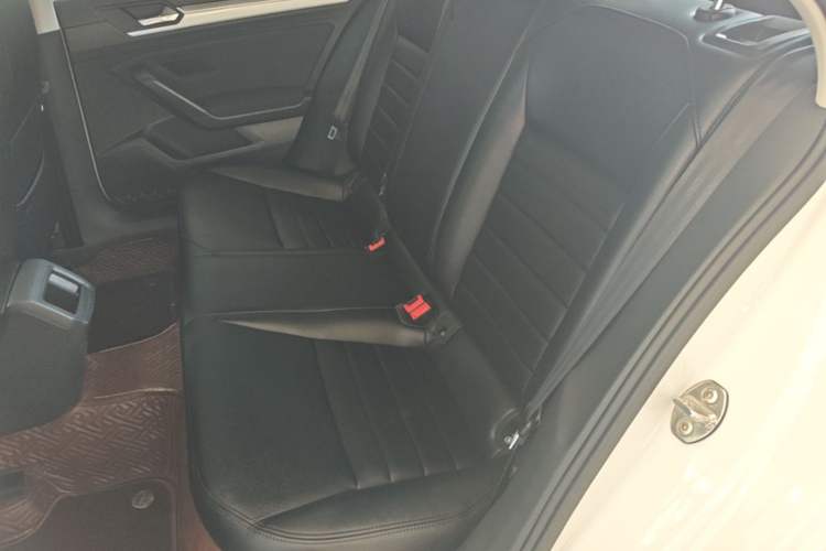 Used Volkswagen Lamando 2021 230TSI DSG Fashion Edition Left Rear Seat