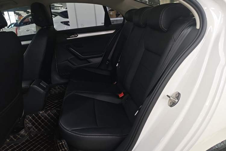 Used Volkswagen Lamando 2021 230TSI DSG Fashion Edition Left Rear Seat