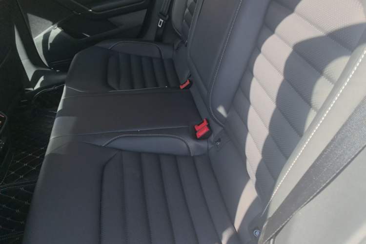 Used Volkswagen Lamando 2021 Revised Version 280TSI DSG Comfort Edition Left Rear Seat