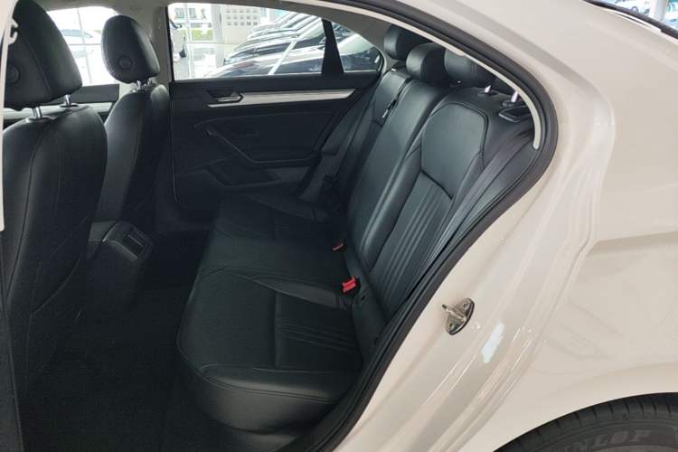 Used Volkswagen Lamando 2021 230TSI DSG Fashion Edition Left Rear Seat