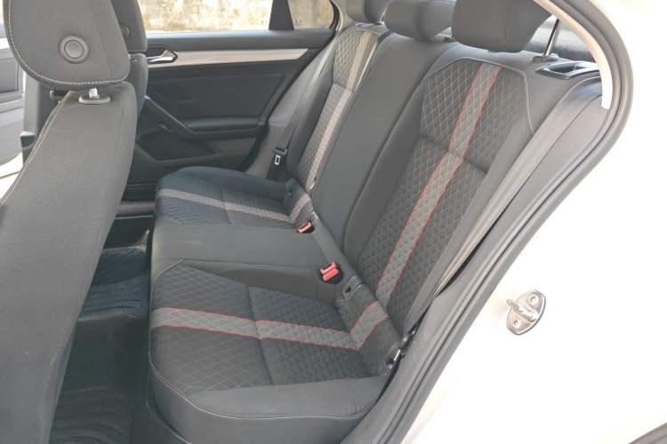 Used Volkswagen Lamando 2021 230TSI DSG Fashion Edition Left Rear Seat