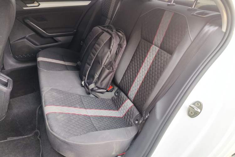 Used Volkswagen Lamando 2021 230TSI DSG Fashion Edition Left Rear Seat