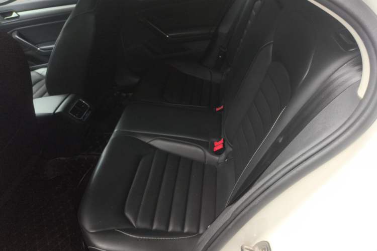Used Volkswagen Lamando 2021 280TSI DSG Comfort Edition Left Rear Seat