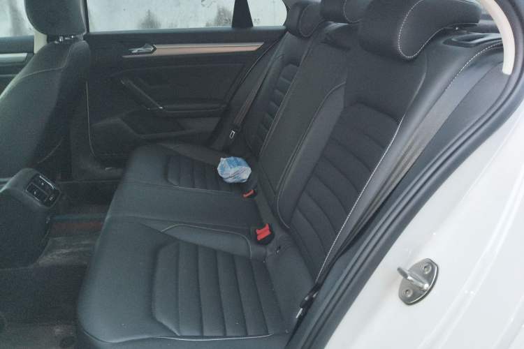 Used Volkswagen Lamando 2021 280TSI DSG Comfort Edition Left Rear Seat