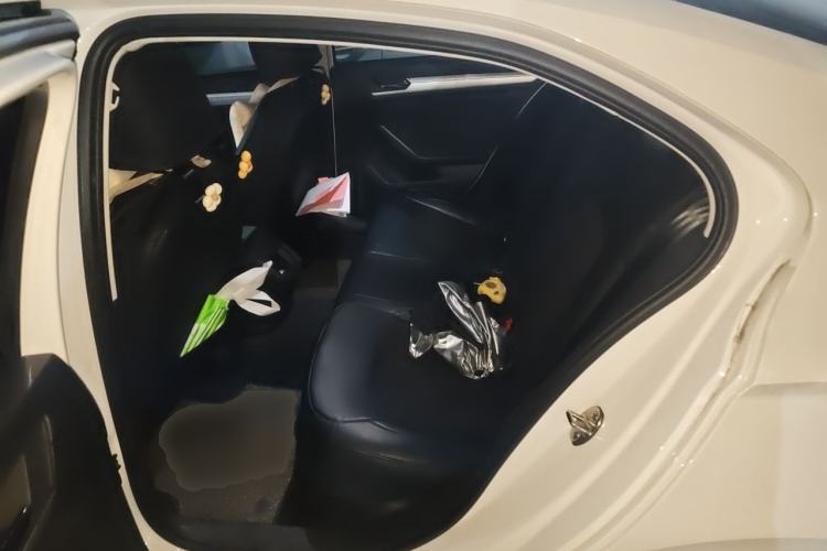 Used Volkswagen Lamando 2021 230TSI DSG Fashion Edition Left Rear Seat