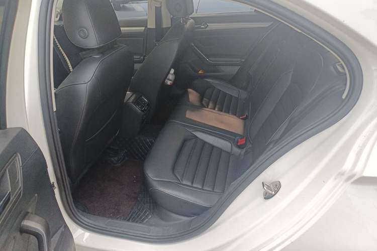 Used Volkswagen Lamando 2021 280TSI DSG Comfort Edition Left Rear Seat