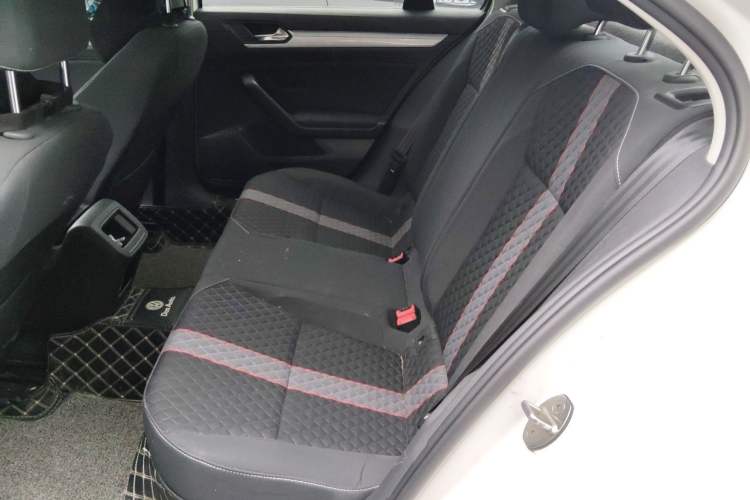Used Volkswagen Lamando 2021 230TSI DSG Fashion Edition Left Rear Seat
