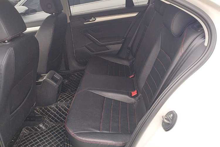 Used Volkswagen Lamando 2021 230TSI DSG Fashion Edition Left Rear Seat